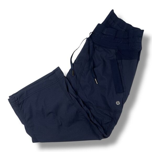 Lululemon Studio Capri Athletic Cropped Pants Navy Blue Size 6 - Picture 4 of 8